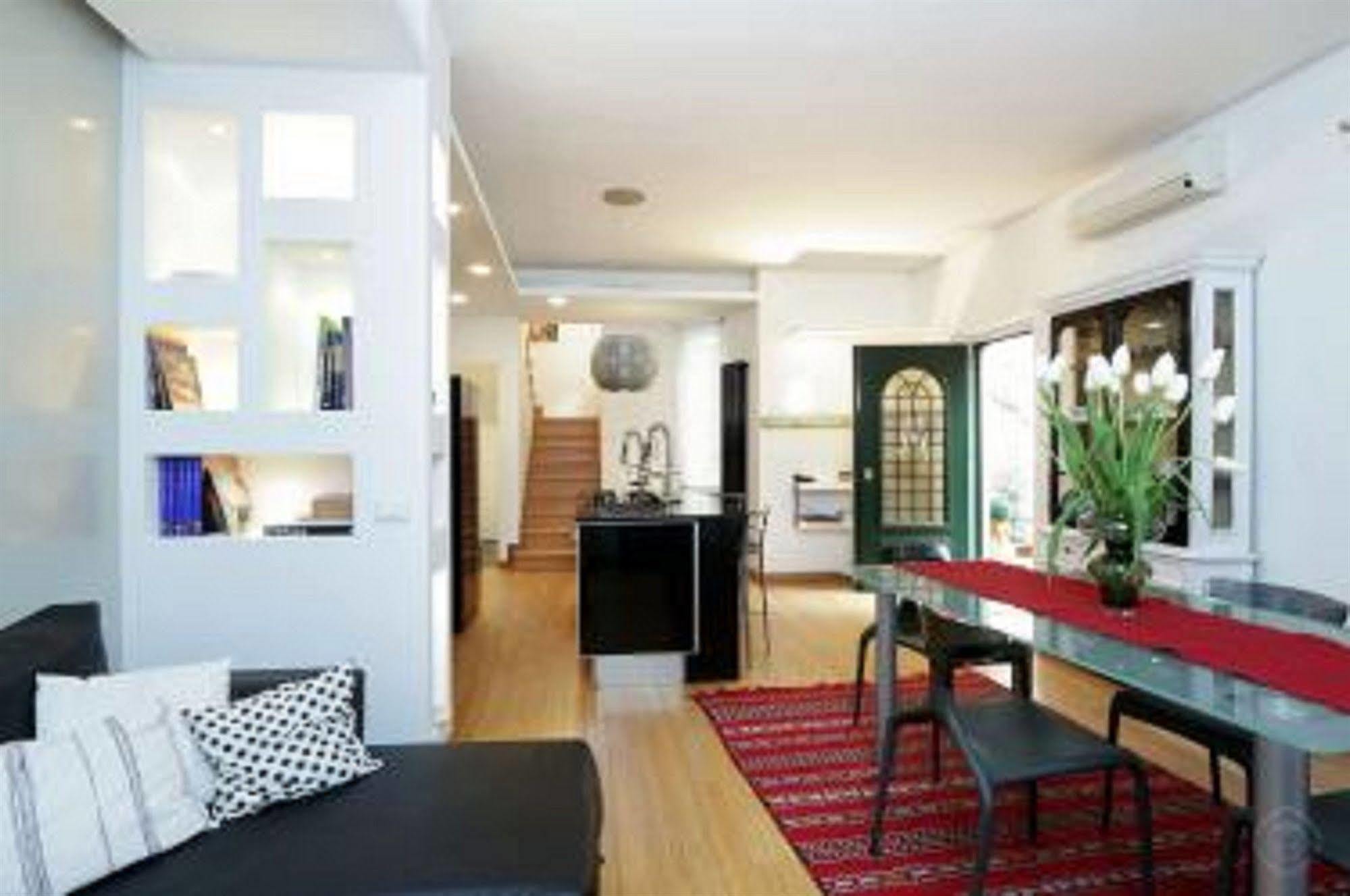 Karol Apartment